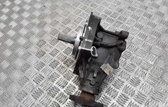 Gearbox transfer box case