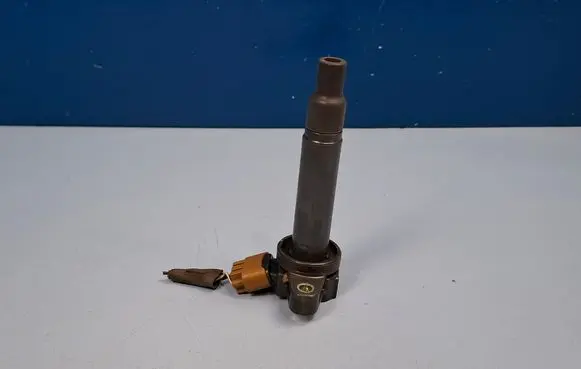 Toyota Land Cruiser (J200) High voltage ignition coil 9091902230