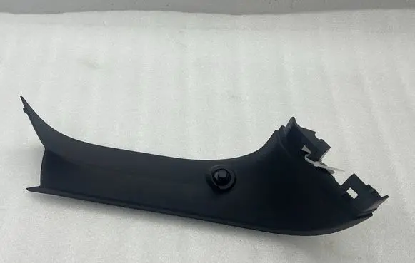 BMW 1 F40 Other trunk/boot trim element 7456057