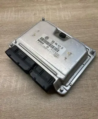 Volkswagen PASSAT B5.5 Engine control unit/module ECU 038906019CD 0281010218