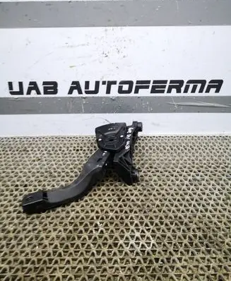 Hyundai i40 Accelerator throttle pedal 327272T900