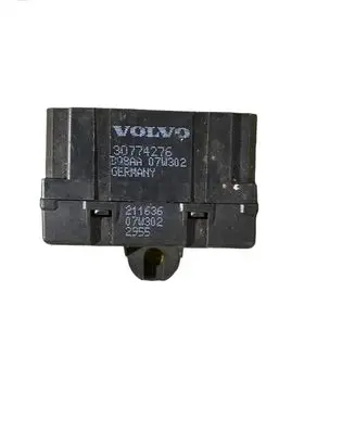 Volvo V70 Seat heating relay 30774276