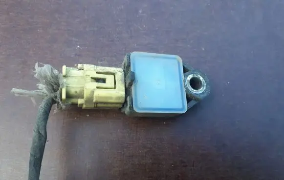 Hyundai i30 Airbag deployment crash/impact sensor 95930A6000