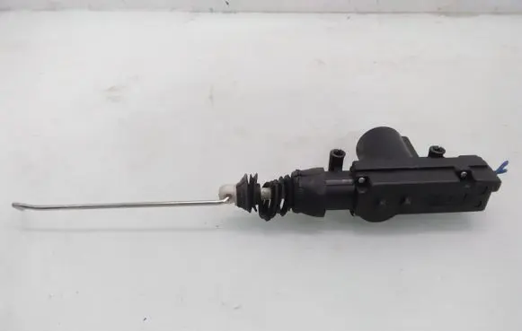 Volkswagen Polo IV 9N3 Central locking motor 