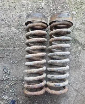 Mercedes-Benz E W124 Rear coil spring