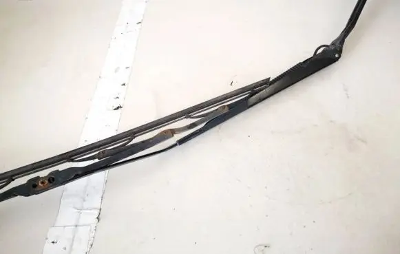 Mazda 6 Front wiper blade arm