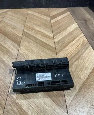Mercedes-Benz C W203 Fuse module 2035453301 5DK00848645