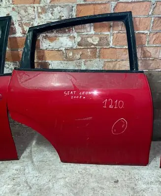 Seat Leon (1M) Rear door
