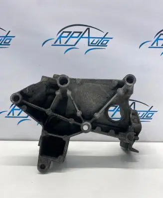 Ford Focus Generator/alternator bracket 1S4Q10239AC