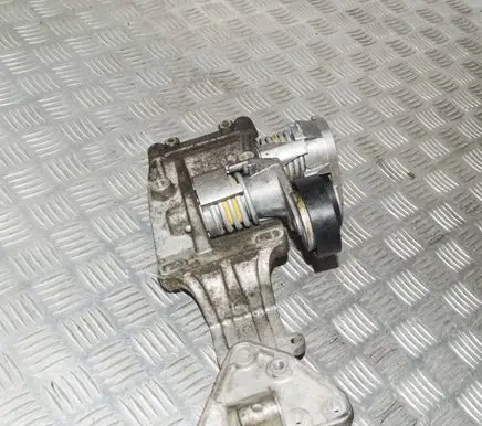 Volvo C30 Generator/alternator 31251652