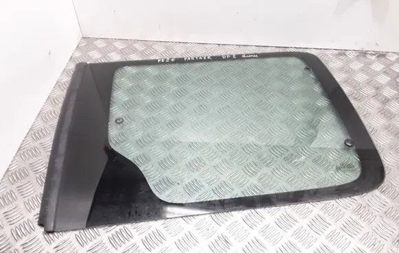 Peugeot Partner Rear side window 43R000016
