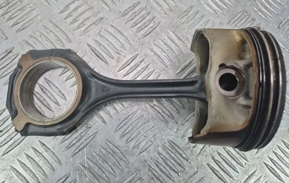 Mercedes-Benz E W212 Piston with connecting rod 098106 15280 M273