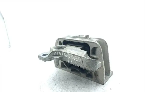 Renault Master III Engine mount bracket 112108180R