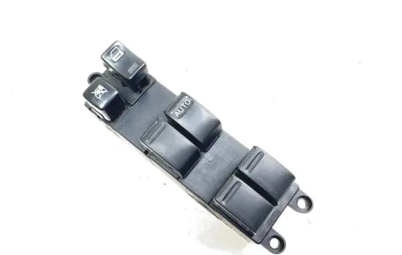 Nissan X-Trail T30 Electric window control switch