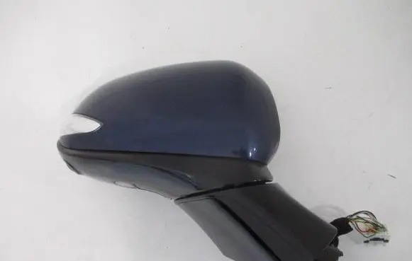 Hyundai Santa Fe Front door electric wing mirror 87620S1160