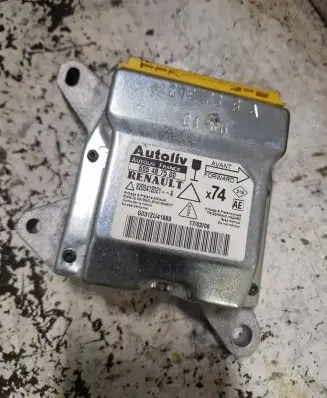 Renault Laguna II Airbag control unit/module 8200412021 605487500 G031ZU41883