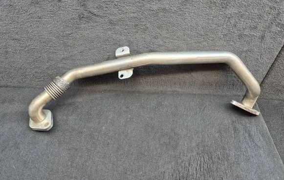 Audi A4 S4 B7 8E 8H EGR valve line/pipe/hose 03G131521K 03G131521V