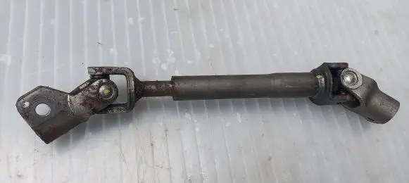 Nissan Qashqai Rear prop shaft donut coupling/joint 