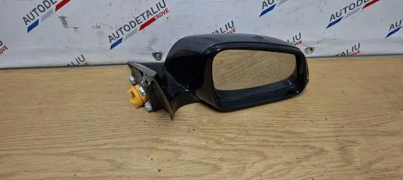 Front door electric wing mirror