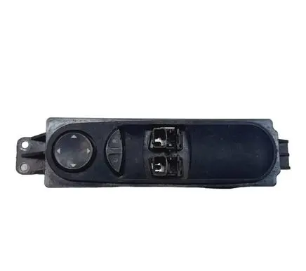 Mercedes-Benz Vito Viano W639 Electric window control switch A6395450913 30298
