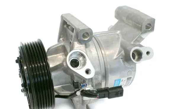 Dacia Duster Air conditioning (A/C) compressor (pump) 926005154R T99006AA 926004475R