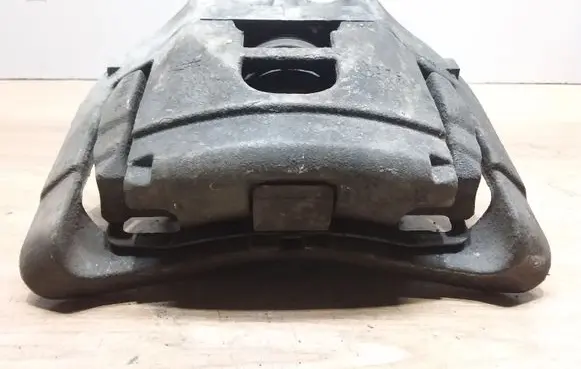 Audi A6 S6 C6 4F Front brake caliper