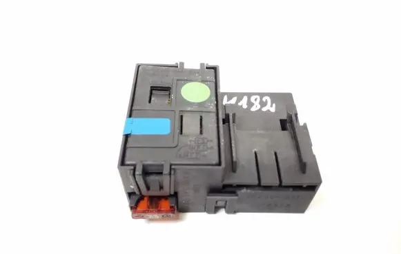 Mercedes-Benz SL R230 Fuse module A2305450101