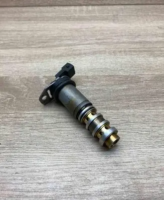 BMW 5 F10 F11 Valve 7561265 13150943