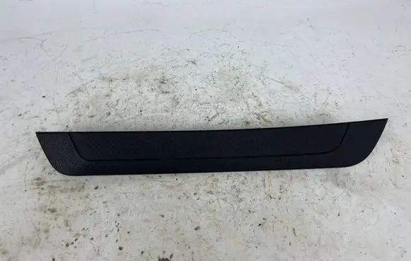Toyota Mirai II Rear sill trim cover 67916-62010