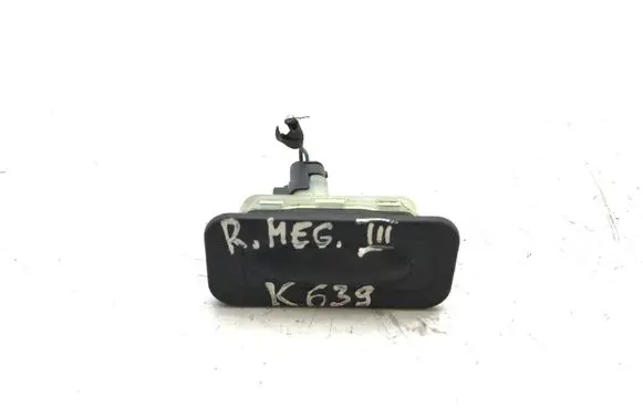 Renault Megane III Tailgate opening switch 8200385515 K639