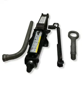 Volkswagen Golf VI Lift Jack 