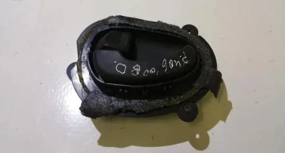 Peugeot 406 Rear door interior handle 9616307477