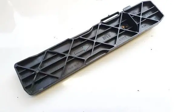Volkswagen PASSAT B6 Other exterior part 3C0819422