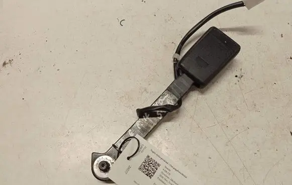 Mazda 6 Front seatbelt buckle 091106BC