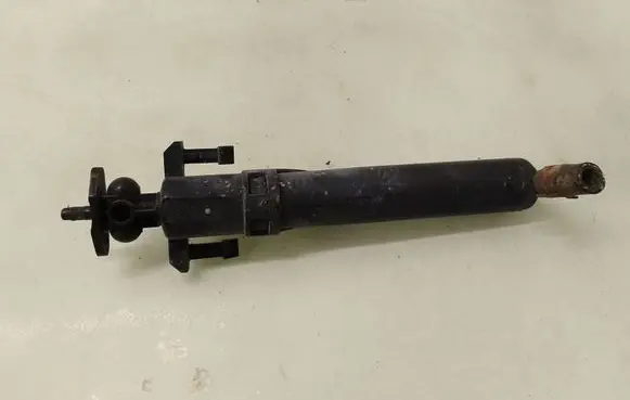 Citroen C4 I Headlight washer spray nozzle 89028244