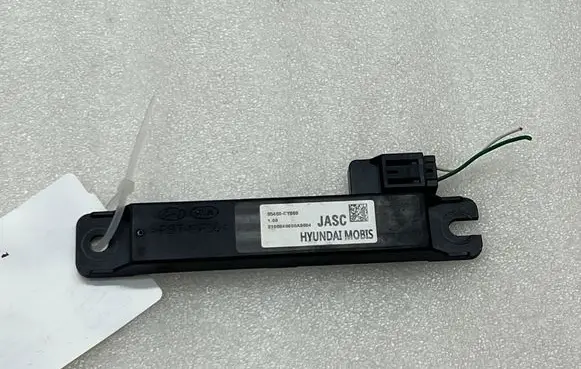 Hyundai Kona I Keyless system antenna 95460CY000