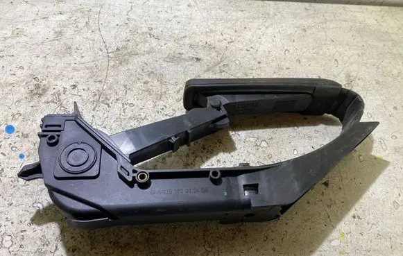 Mercedes-Benz S W220 Accelerator throttle pedal A2203000004