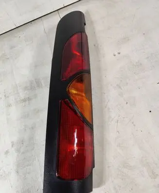 Renault Kangoo I Rear/tail lights 8200103284 22770506