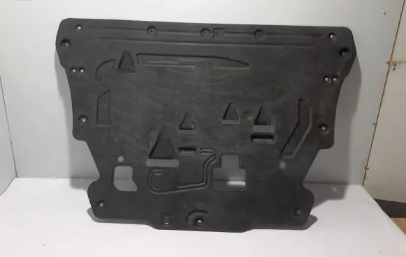 Volvo S60 Engine splash shield/under tray 31497612