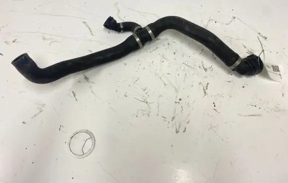 Mercedes-Benz ML W164 Engine coolant pipe/hose 206932