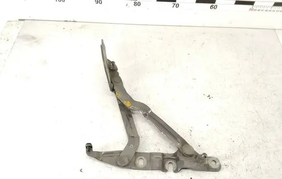 Audi A6 S6 C5 4B Tailgate/trunk/boot hinge 4B5827302C