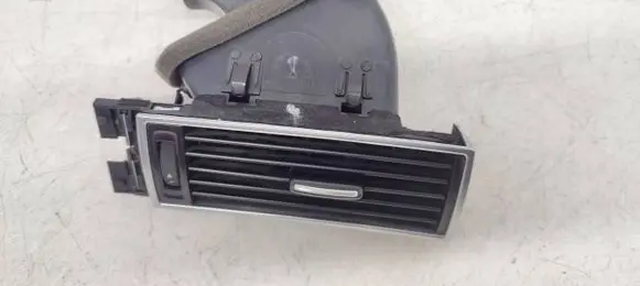 Audi A6 S6 C6 4F Dashboard side air vent grill/cover trim 4F1820902D