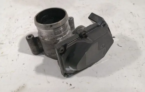 Volkswagen PASSAT B7 Throttle valve 03L128063T