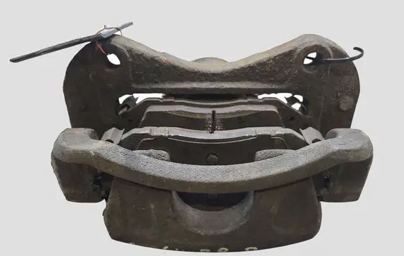Hyundai i40 Front brake caliper
