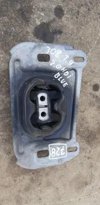 Peugeot 308 Gearbox mounting bracket 9673768680