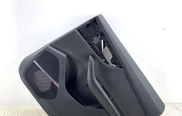 Audi Q8 Coupe rear side trim panel 