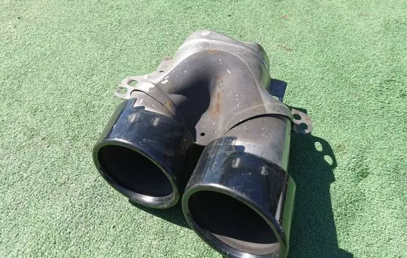 Mercedes-Benz C AMG W205 Muffler ending A0004901100
