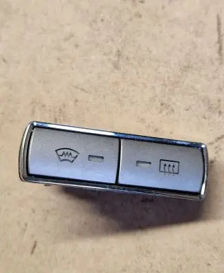 Ford Mondeo MK IV Windscreen/window heater switch 18K574AD 12022009 57400