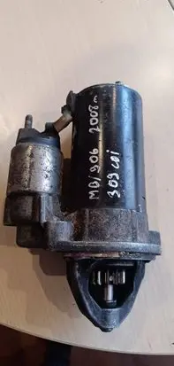 Mercedes-Benz Sprinter W906 Starter motor A00615174 0001115074