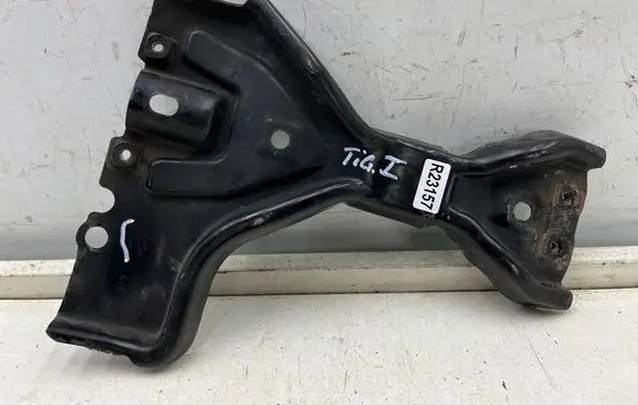 Volkswagen Tiguan Radiator support slam panel bracket 5n0805567f